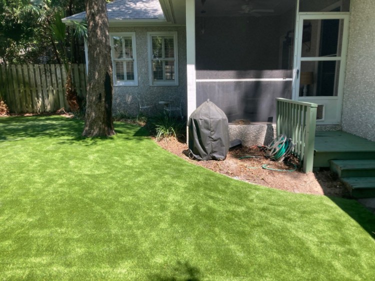 Turf Replacement project by Green Gorilla Turf in Tampa, FL